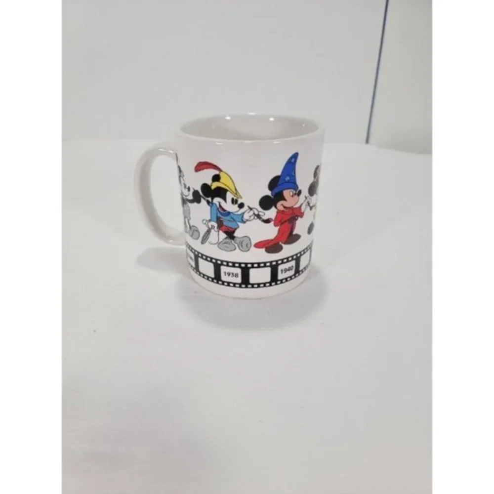 Disney MICKEY MOUSE Coffee‎ Cup THRU THE YEARS 1928-TODAY APPLAUSE